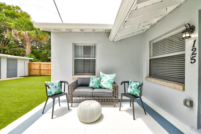 Building Photo - 125 S 10th St