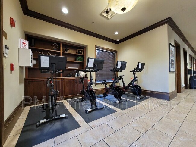 Building Photo - 708 Gentle Breeze Wy