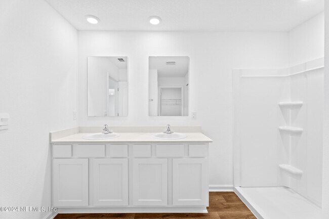 Building Photo - 197 Ardila Cir
