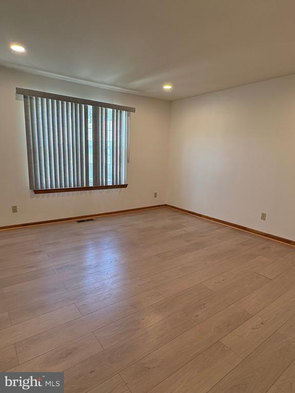 Building Photo - 8 Partridge Ct