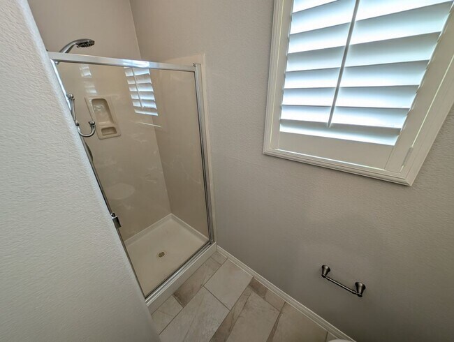 Building Photo - 1045 Ambrosia Dr