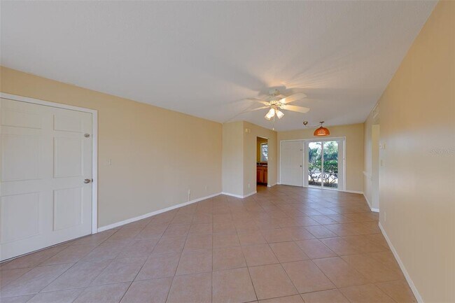 Building Photo - 8301 Bardmoor Blvd