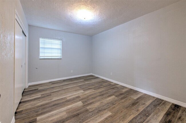 Building Photo - 1511 Meridel Ave