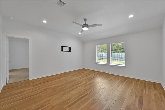 Building Photo - 14213 Wonder Lake Ln