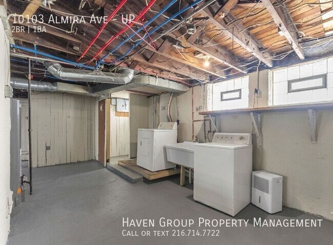 Building Photo - 10103 Almira Ave