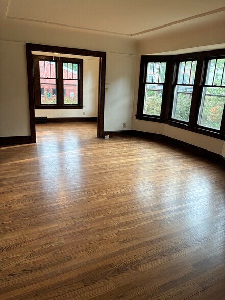 Building Photo - 4012 N Stowell Ave