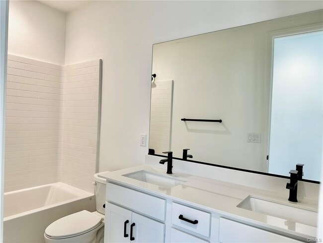 Building Photo - 3162 Ivy Wy