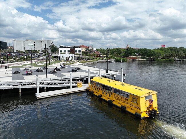 Building Photo - 2305 W Texas Ave