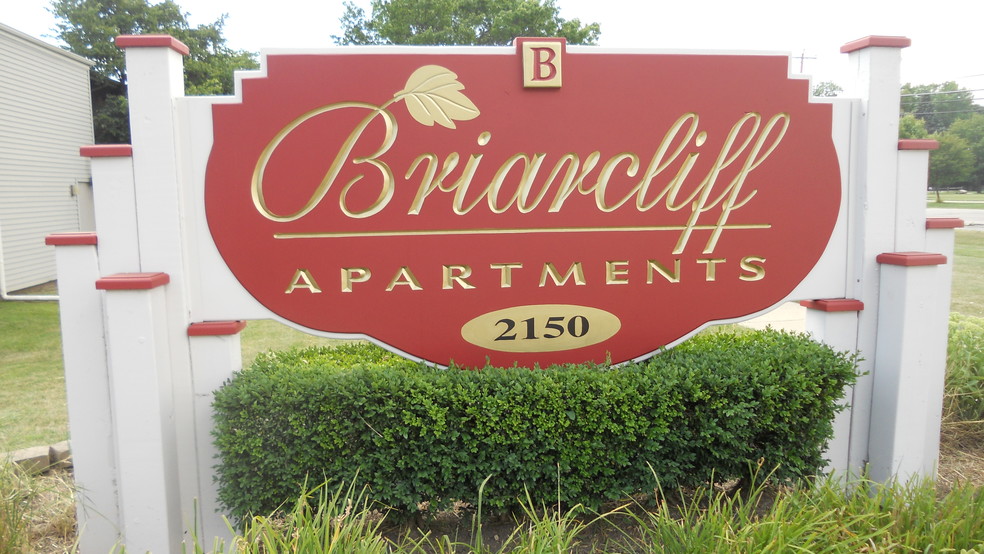 Primary Photo - Briarcliff Apartments