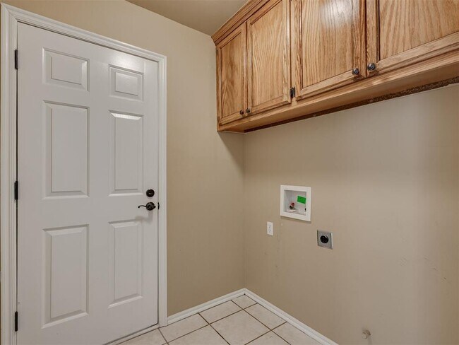 Building Photo - 12276 SW 10th St