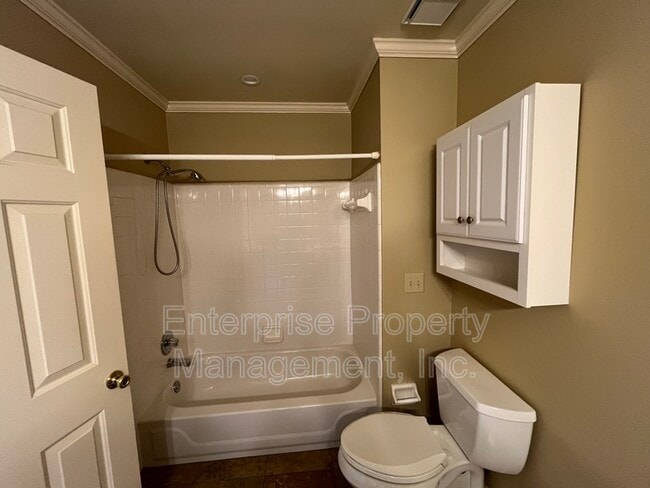 Building Photo - 958 Harbor View Dr