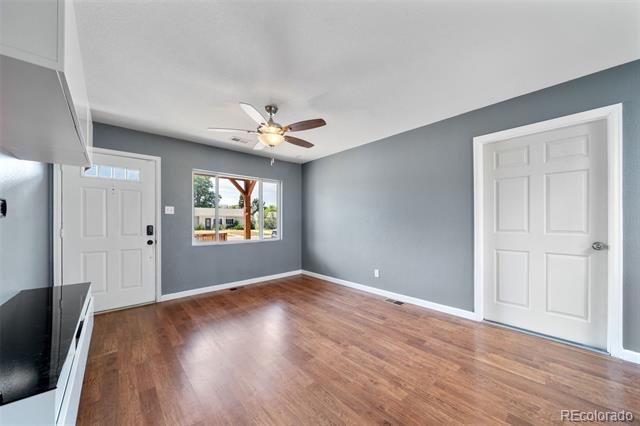 Building Photo - 3098 S Cherry Way