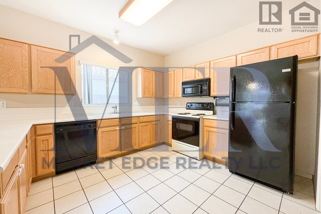 Primary Photo - 3Bed/2Bath Home in 55+ Community in Peoria! $399 MOVE-IN SPECIAL! Ready for Immediate Move-In!