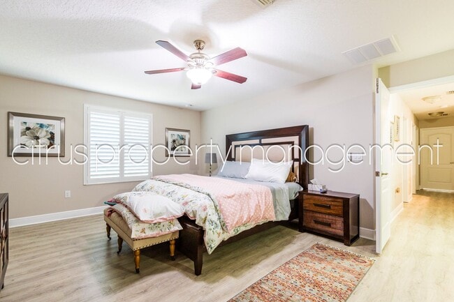 Building Photo - Charming and Immaculate, Updated 5/3 in Winter Garden's Alexander Ridge