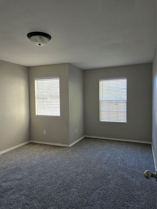 Building Photo - 8114 Furlong Gate