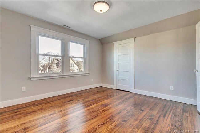 Building Photo - 22 Hubinger St