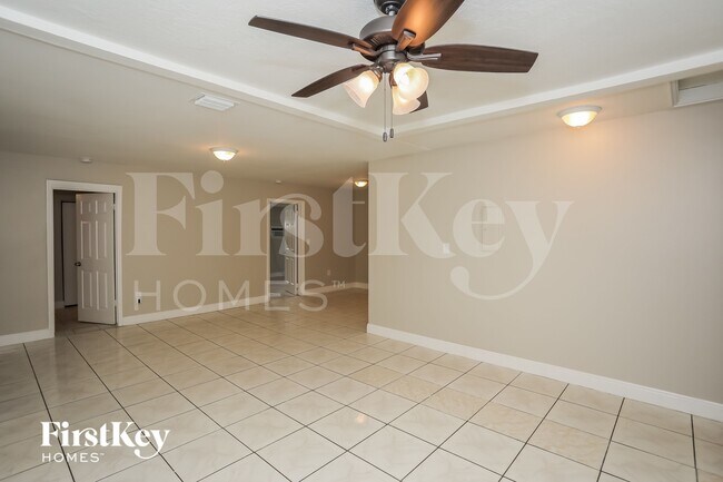 Building Photo - 1155 NW 127th St