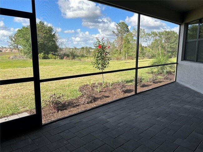 Building Photo - 15513 White Linen Dr