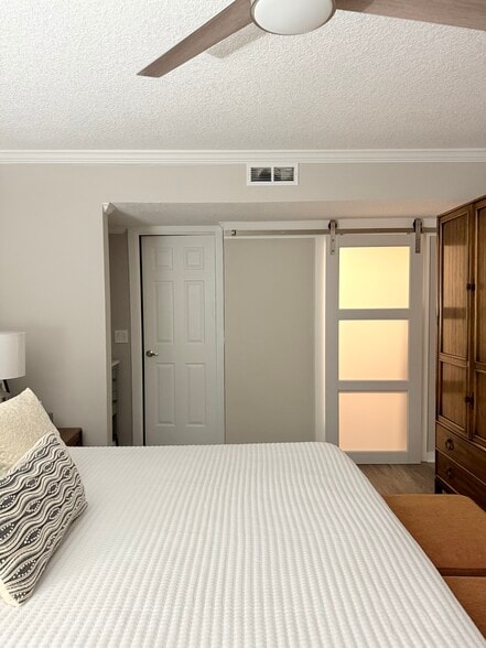 Building Photo - 100 Fairway Park Blvd