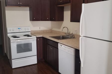 Building Photo - 3 7th St. West