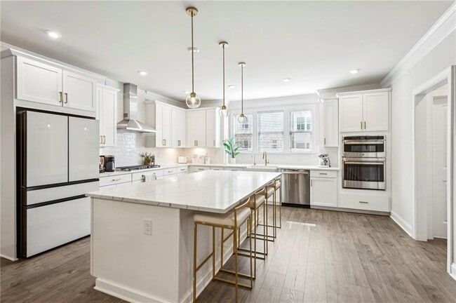 Building Photo - 1368 Live Oak Ln