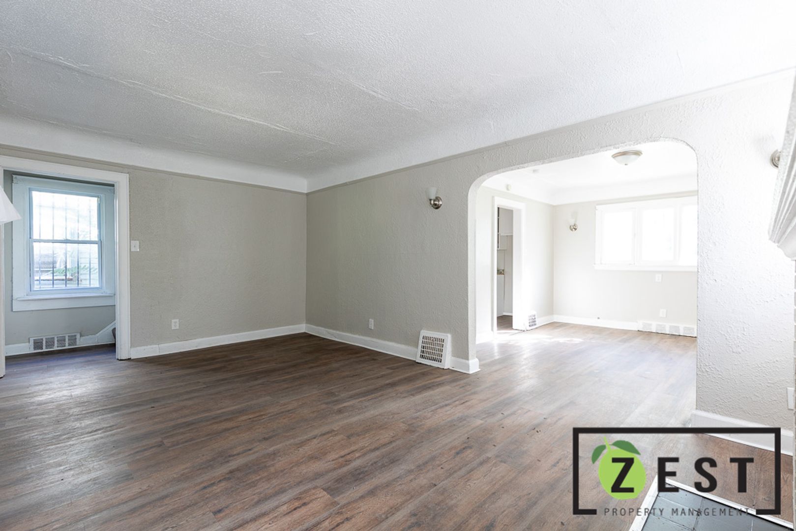 Building Photo - WELCOME TO YOUR FAVORITE 3Bedroom Home!