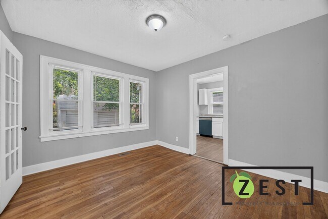 Building Photo - 3496 Courville St