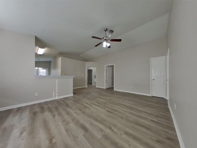 Building Photo - 3254 Kelling St