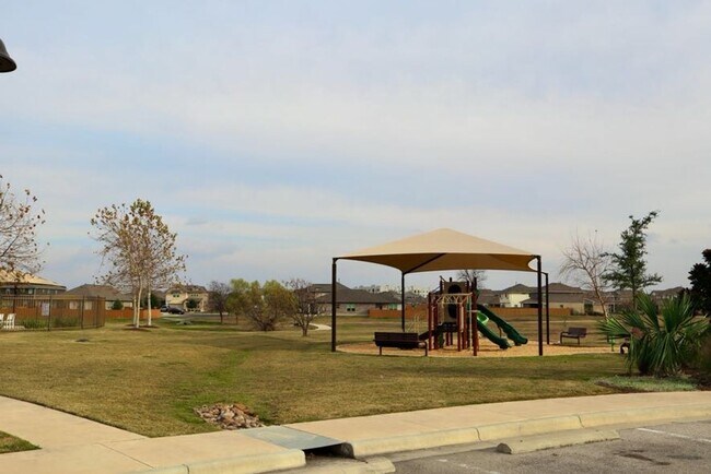 Building Photo - 8128 Daisy Cutter Crossing