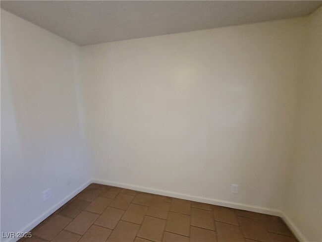 Building Photo - 3908 Montebello Ave