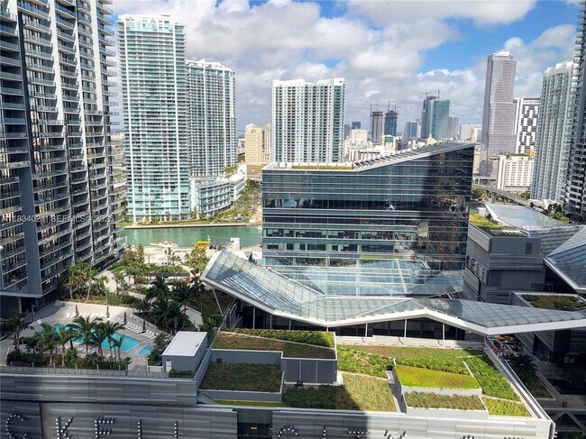 Building Photo - 45 SW 9th St