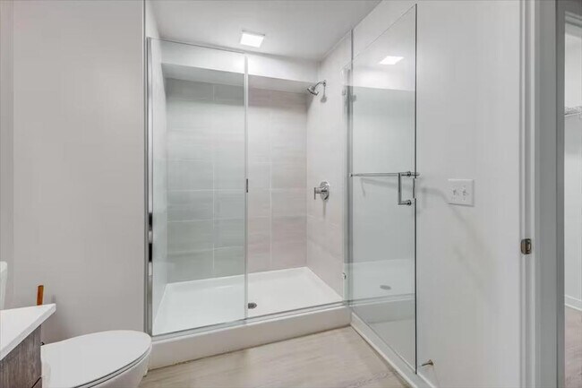 Building Photo - 1051 First St NE