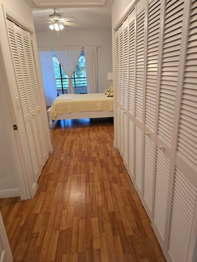 Building Photo - 7484 La Paz Blvd