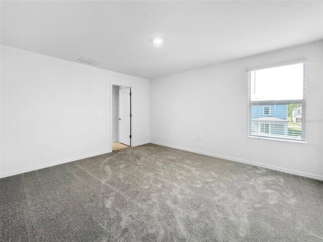 Building Photo - 17570 Shirewood Wy
