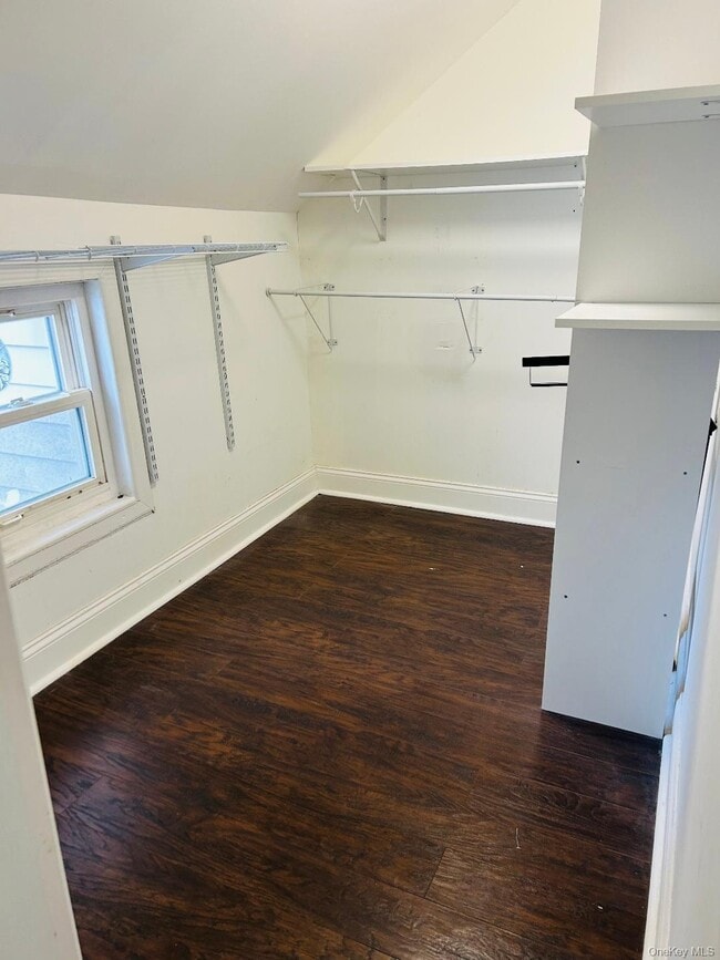 Building Photo - 67 Schneider Ave