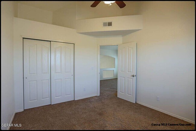 Building Photo - 1345 Fito Hernandez St