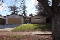 Building Photo - 1086 Springfield Dr