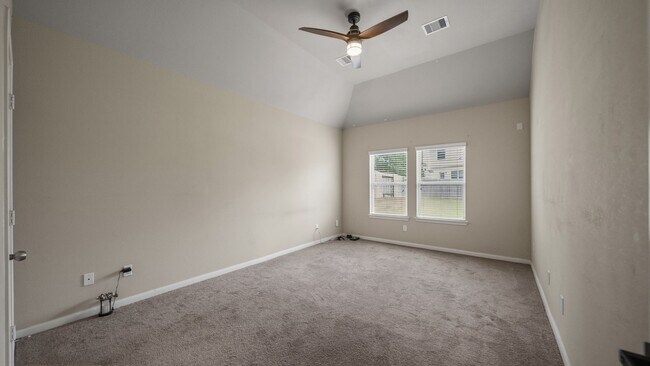 Building Photo - 13092 Greenbriar Dr