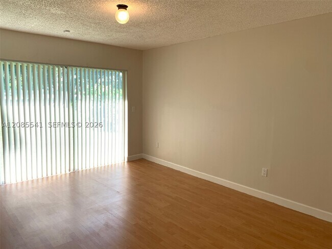 Building Photo - 1197 Egret Rd