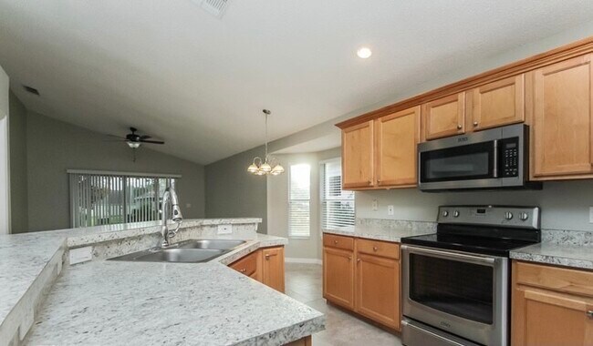 Building Photo - 2110 Cranberry Isles Way