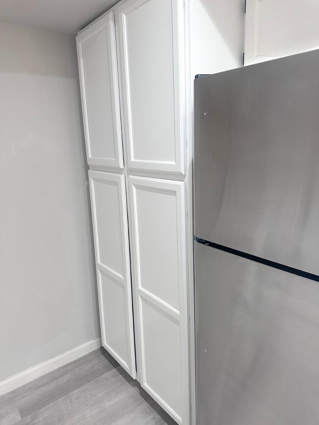 Building Photo - 3031 N Civic Center Plaza