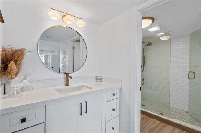 Building Photo - 3500 Galt Ocean Dr