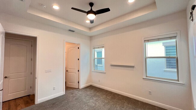 Building Photo - 9708 Bucklow Hill Dr