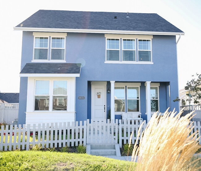 Building Photo - 11072 S Kitty Hawk Rd