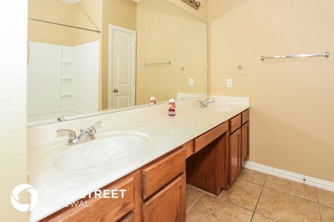 Building Photo - 279 Edison Ln