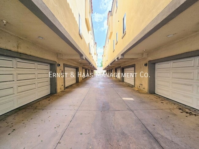 Building Photo - 3546 Linden Ave