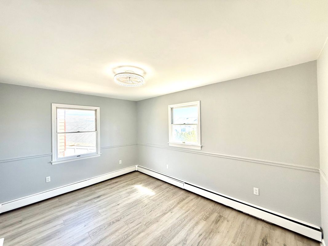 Building Photo - 35 Fiat Ave