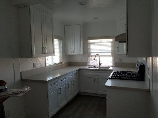 Building Photo - 1823 Huntington Ln