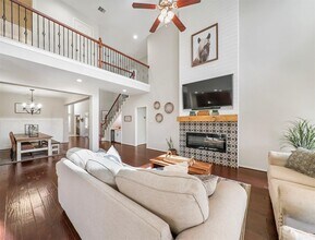 Building Photo - 26635 Becker Pines Ln