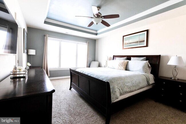 Building Photo - 409 Hydrangea Place